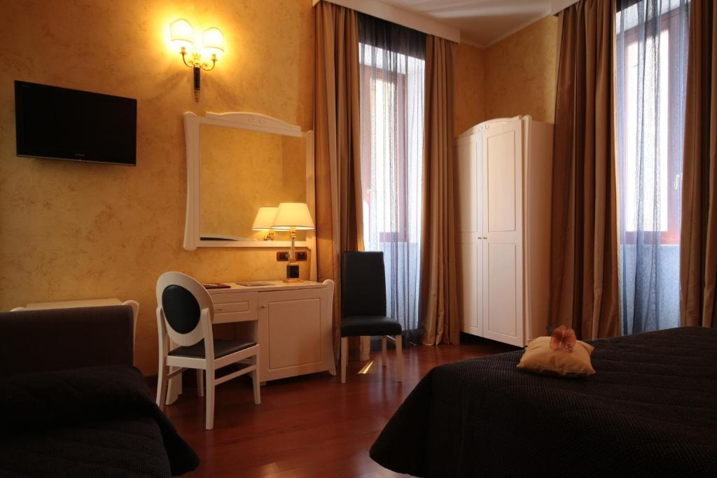 Hotel Rojan Сульмона Номер фото
